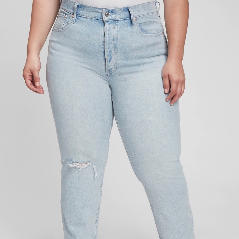 Gap Cheeky Straight High Rise Jeans